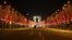 រូបឯកសារ៖ វិថី Champs Elysee នៅ​ក្នុង​ទីក្រុងប៉ារីស ក្នុង​ឱកាស​ចូលឆ្នាំ​សាកល​កន្លង​ទៅ​នេះ មាន​ភាពស្ងប់ស្ងាត់ ដោយសារ​មាន​បំរាមគោចរ​ចាប់ពី​ម៉ោង៨ល្ងាច ដល់​ម៉ោង​៦ព្រឹក ​នៅ​ក្នុង​ប្រទេស​បារាំង ដើម្បី​បញ្ជៀស​រលក​ទីបី​នៃ​ការរាតត្បាត​ដោយ​​ជំងឺ​កូវីដ១៩។