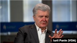 前烏克蘭總統波洛申科接受美國之音專訪。 (2024年12月3日)