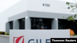 Imagen de la fachada del edificio de la compañía Gilead, en Oceanside, California.