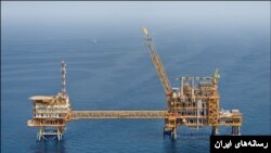 سکوی استخراج نفت در ایران