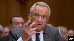 যুক্তরাষ্ট্রের সবচেয়ে আলোচিত রাজনৈতিক পরিবারের সদস্য রবার্ট এফ কেনেডি। ফটোঃ ৩০ জানুয়ারি, ২০২৫। 