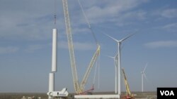 El Parque Eólico de Rawson representa la incorporación de centrales de generación eléctrica alimentadas con fuentes renovables.