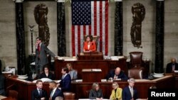 La votación mostró la división en la Cámara entre la mayoría demócrata, con 232 votos a favor y 196 en contra.