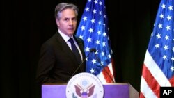 2024年4月26日，美国国务卿安东尼·布林肯抵达在美国驻中国大使馆召开的新闻发布会。