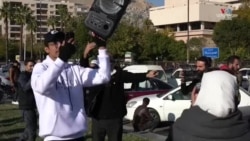 Դամասկոսի բնակիչները տոնում են ապստամբների հաղթանակը