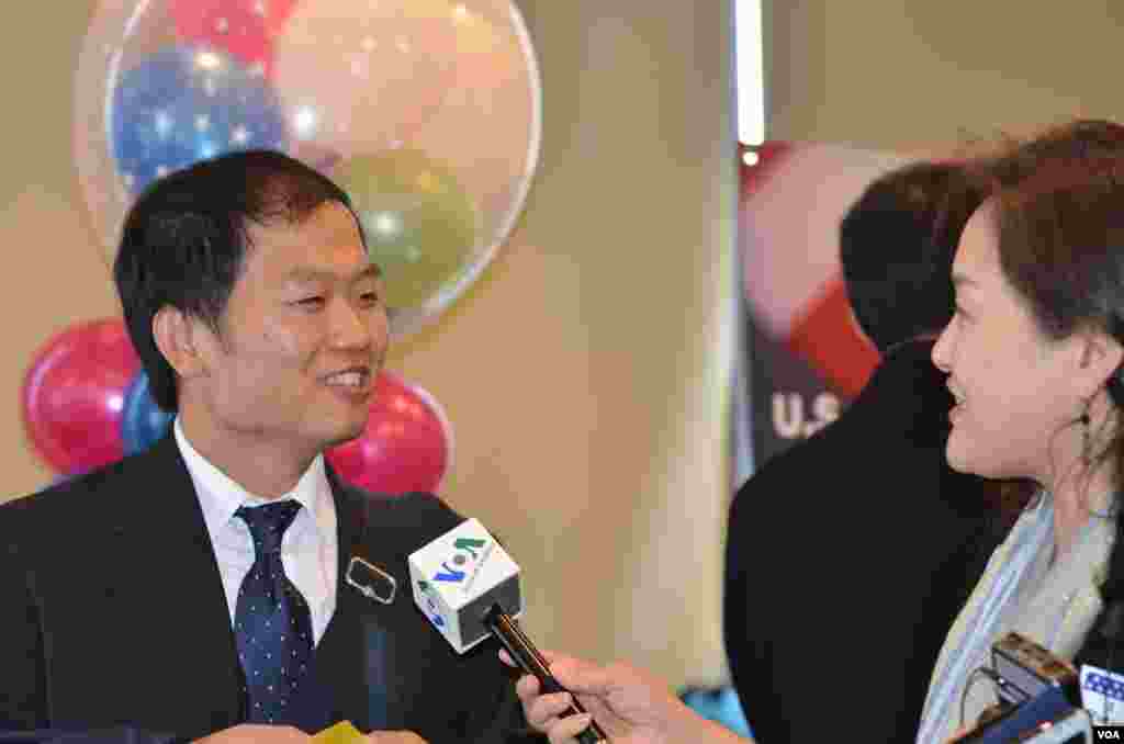 Shimoliy Koreyadan Ox Se-Xyek: "Obama rahbarligida Amerika mening yurtimga nisbatan to'g'ri siyosat yuritmoqda deb o'ylayman".