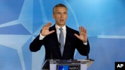 იენს სტოლტენბერგი