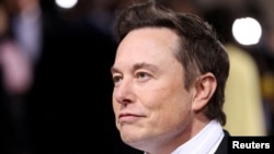 Ілон Маск є найбагатшою людиною у світі, зі статком приблизно 252 мільярди доларів, згідно з червневим рейтингом Forbes 