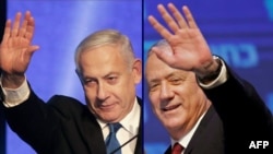 Le 6 mai 2020, la Cour suprême israélienne a approuvé un accord de coalition entre le Premier ministre Benjamin Netanyahu, à gauche, et son ancien rival Benny Gantz.