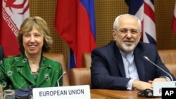 Кетрін Ештон і Джавад Заріф на переговорах у Відні