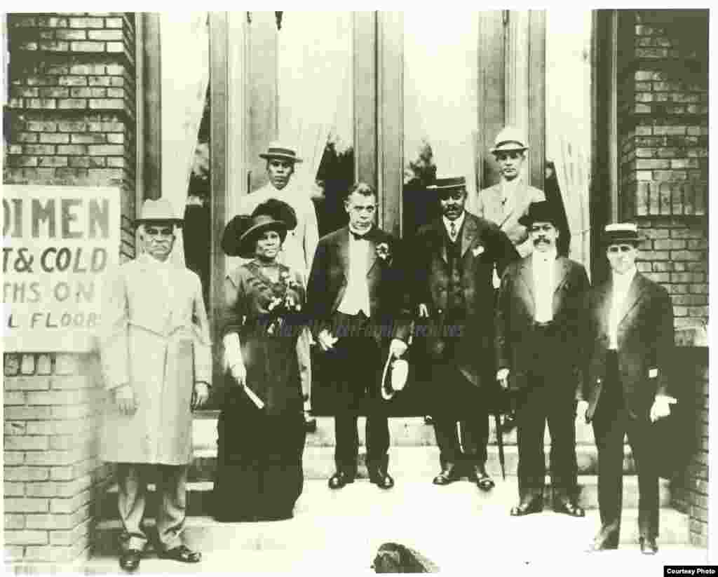 Madam Walker at the 1913 dedication of the Senate Avenue YMCA (Photo credit: A'Lelia Bundles/Madam Walker Family Archives)