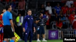 En su primera Copa América, Canadá avanzó a cuartos de final después de empatar 0-0 con Chile, eliminando al equipo sudamericano. 