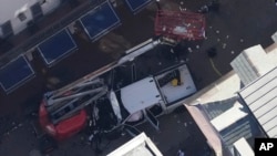 ក្រុមអ្នកស៊ើបអង្កេតធ្វើការនៅកន្លែងកើតហេតុ បន្ទាប់ពីមនុស្សម្នាក់បានបើករថយន្តចូលទៅក្នុងហ្វូងមនុស្សនៅផ្លូវ Canal និងផ្លូវ Bourbon ក្នុងទីក្រុង New Orleans កាលពីថ្ងៃពុធ ទី១ ខែមករា ឆ្នាំ២០២៥។