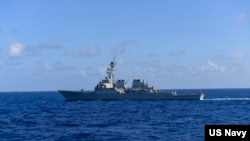 美军米利厄斯号(USS Milius)导弹驱逐舰2021年11月20日在南中国海航行。（美国海军照片）