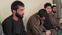 زمینه کار برای معتادان درمان شده فراهم شود- یک گروه از معتادان تحت درمان