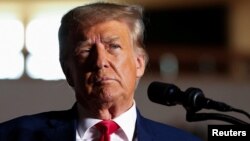 ARHIVA - Bivši predsednik SAD i potencijalni republikanski kandidat za novog predsednika Donald Tramp tokom mitinga u Iriju, u Pensilvaniji, 29. jula 2023.