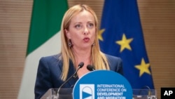 ཨི་ཊ་ལིའི་སྲིད་བློན་འཇོར་ཇཱི་ཡ་མེ་ལོ་ཎིའི་