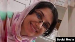 شیوا خلیلی، شهروند بهایی در ایران