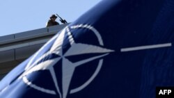 ARHIVA - Zastava NATO-a