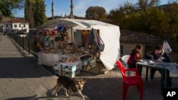 Tatar mahallalarida, Qrim