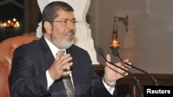 Mursiy xalqni junbushga keltirdi