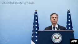 Američki državni sekretar Antony Blinken govori na konferenciji za novinare u Tel Avivu 30. novembra 2023.