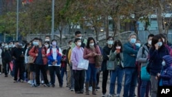 香港疫情增加迅猛，香港行政长官林郑月娥星表示，港府计划很快向全体750万港人提供快速抗体检测试剂盒。