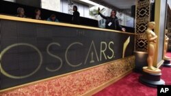 An Academy Award statuette is seen on display at Oscars at the Dolby Theatre in Los Angeles, Feb. 28, 2016.