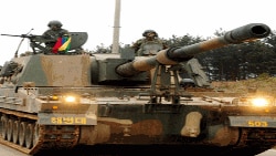 Thủy quân lục chiến Nam Triều Tiên tham gia tập trận trên đảo Yeonpyeong hôm 23/11/11