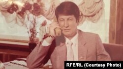 1993-yildan beri qamoqda o'tirgan siyosatchi Samandar Qo'qonov ozod etildi 