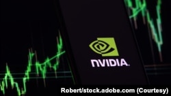 英伟达公司标识。
