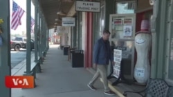 ལོ་བརྒྱར་སོན་པའི་སྲིད་འཛིན་ཟུར་པས་སྦྲག་ཐོག་ནས་འོས་ཤོག་འཕངས།