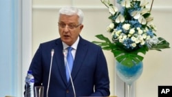 ARHIVA - Premijer Crne Gore Duško Marković