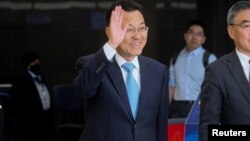 资料照片：中国新任驻美国大使谢锋抵达美国肯尼迪国际机场。(2023年5月23日)