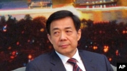 中共重慶市委書記薄熙來(資料照片，2010年3月6日攝於北京人民大會堂)