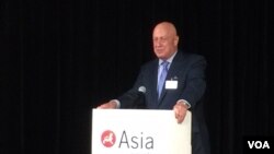 美國卡內基國際和平基金會副會長包道格(美國之音圖片/海彥拍攝)