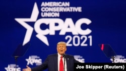 Rais wa zamani Marekani Donald Trump akizungumza kwenye mkutano wa kihafidhina CPAC huko Orlando, Feb 28, 2021