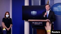 Džejk Saliven, savetnik Bele kuće za nacionalnu bezbednost, tokom brifinga za novinarima (REUTERS/Tom Brenner)