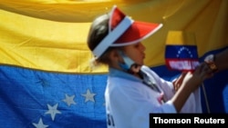 El Protocolo de San Salvador, en vigor desde 1999, ha sido firmado por 19 estados de la región y ratificado por 16.