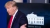 Predsednik Donald Tramp na brifingu u Beloj kući, 22. maj 2020. (Foto: AP/Alex Brandon)