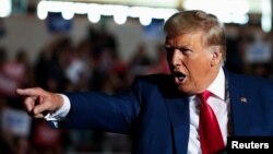 Donald Tramp na predizbornom mitingu u Pensilvaniji, jul 2023. ( foto: Rojters/Lindsay DeDario)
