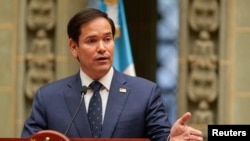 ԱՄՆ պետքարտուղար Մարկո Ռուբիոն՝ Գվատեմալայի նախագահ Բեռնարդո Արևալոյի հետ համատեղ ասուլիսին։ Գվատեմալա, փետրվարի 5, 2025թ․։