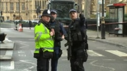 Attaque devant le Parlement britannique (vidéo)