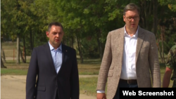 Predsednik Srbije Aleksandar Vučić i Aleksandar Vulin u vreme dok je bio ministar unutrašnjih poslova