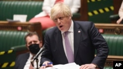 英國首相約翰遜在國會下議院接受質詢。 (2021年7月7日)
