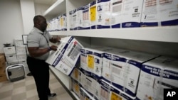 เมืองแนชวิลล์รัฐเทนเนสซีของสหรัฐฯ จัดโครงการแจกแอร์ฟรีให้กลุ่มอ่อนไหว เช่นผู้สูงอายุ ท่ามกลางอากาศที่ร้อนจัด