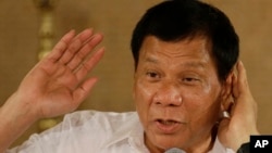 菲律賓總統杜特爾特在馬尼拉總統府舉行記者會。（美聯社2017年3月13日）
