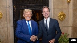 Prezida watowe Donald Trump n'umunyamabanga mukuru wa OTAN, Mark Rutte