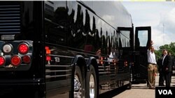 El "Bus Force One" en el que Obama realiza la gira costó $1,1 millones de dólares y es del Servicio Secreto.