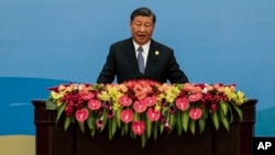 Дали САД и Кина би можеле или не да го воспостават „вистинскиот“ начин на разбирање ќе биде од клучно значење за светот, рече Шји во писмото доставено на годишната вечера на Националниот комитет за односи меѓу САД и Кина, со седиште во Њујорк